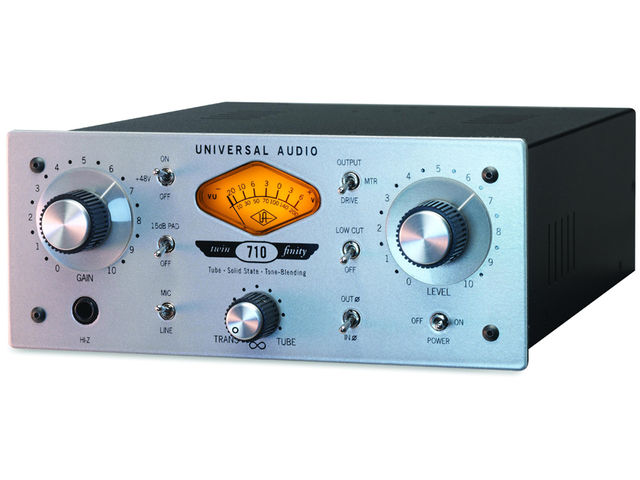 The 710's key feature is its centrally positioned tone blending knob.
